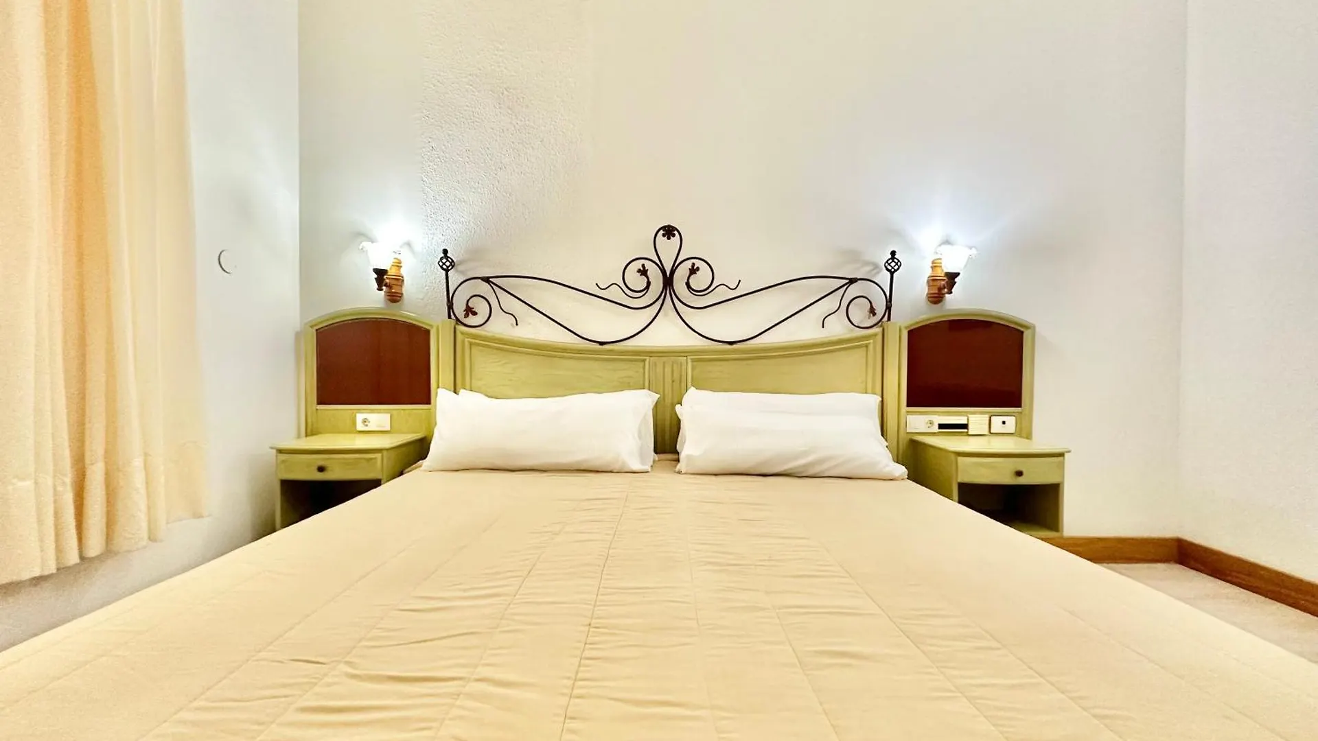 Alta Beachside Apartments بويرتو ذي لا كروز
